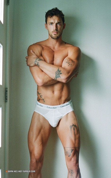 damn-hes-hot:DAMN HE’S HOT!  Follow for multiple daily pics of nothing but hot