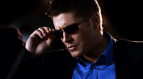 mooseleys:  I am wearing sunglasses at night. You know who does that? No-talent douchebags.  