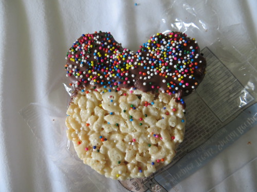 disneyfoodislove:Mickey shaped goodies & adult photos