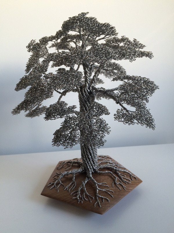 crossconnectmag:  Wire Tree Sculptures by Clive Maddison The trees are handmade from