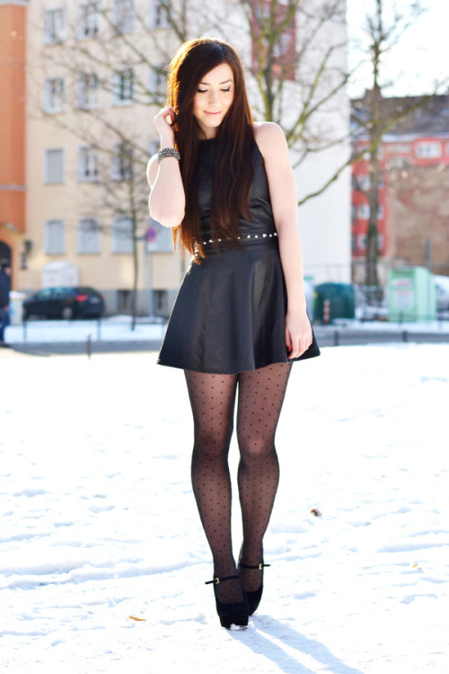 just-tights: More Pictures at Just-Tights Blog