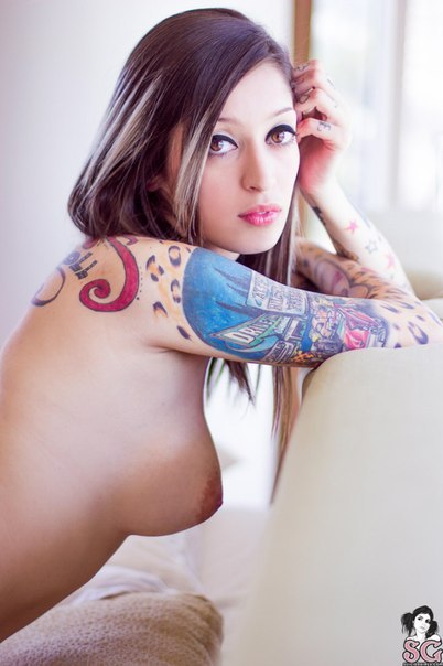 pwnz3rfaust:  Jacqueline Suicide