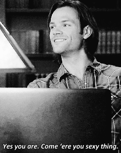 jaypadaleckis:    Best Gag Reel Moments → &ldquo;Come ‘ere, you sexy thing.&rdquo;