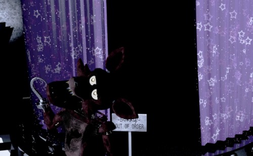 nutmeg-slushin:  markiplite:  Brightened pictures of Five Nights at Freddy’s.  OMG THEY DON’T LOOK AS SCARY NOW AND LOOKIT THE PIZZA PARLOR AND HOW COLORFUL IT IS <3 