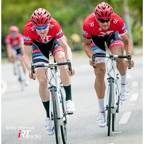 bici-veloce:From teamirtracing - Sam Bassetti and @eamon_lucas prepare for @redlandsclassic. @kmorro