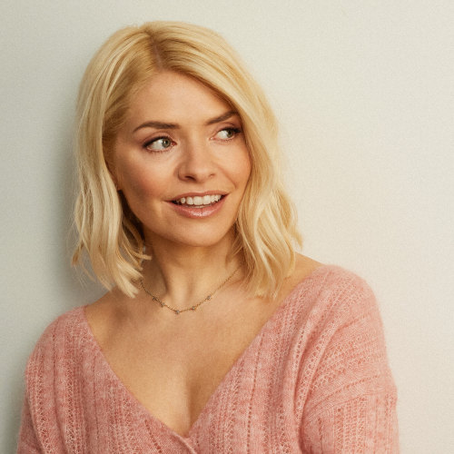 Sex picsforkatherine:Holly Willoughby for Wylde pictures
