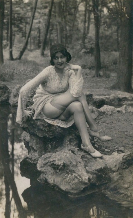 enchantingflappers: Here is our unknown model again but now up to all sorts of adventurous outdoor 