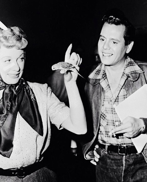 Lucille Ball and Desi Arnaz on the set of The long,long trailer