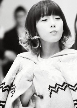 jeonbaobei:  11/100 photos of Taeyeon 