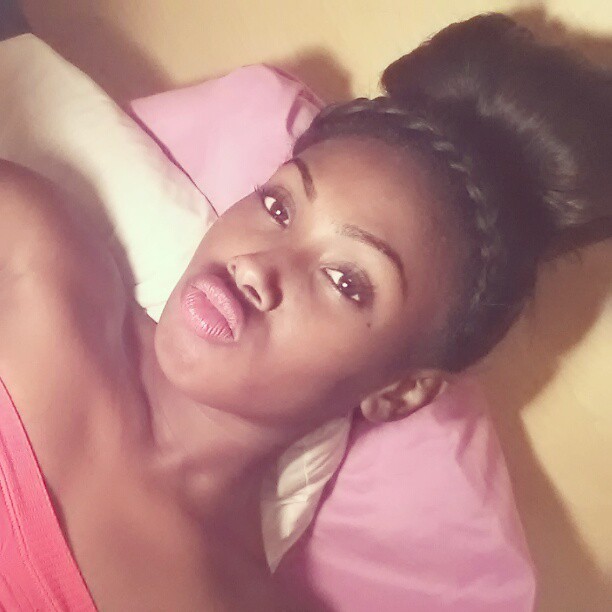 fuckyeahdarkgirls:  http://traytaylorrose.tumblr.com/ fuckyeahdarkgirls!