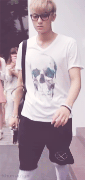 khunwufan:  130630 : Tao in glasses 
