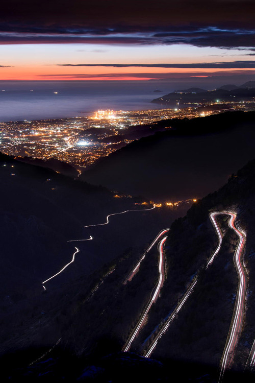 plasmatics-life:  Starway to Heaven ~ By Nicola Vivoli