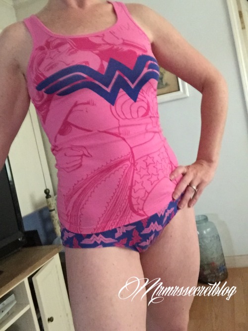 mrmrssecretblog:  💜Evening feeling very heroic on this Tuesday💕…..tuesday…..oh ya hang on…  Send in submissions!mostlyamateurs@yahoo.comSnapchat and Kik:Mostlyamateurs
