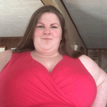 crystalprocknow:  I’ve got that New Bra Confidence going… It’s so cute and