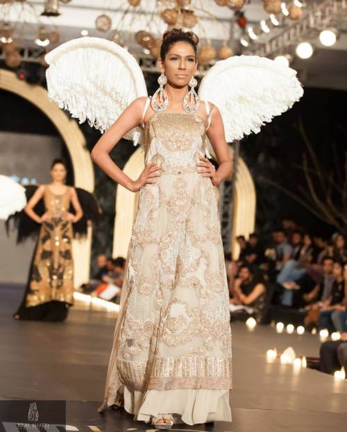 beautifulsouthasianbrides: Sonia Azhar PFDC L’Oreal Paris Bridal Week 2013