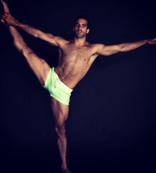 thelegendarybender:  Gymnast Danell Leyva + Mr. Turk™ fashion