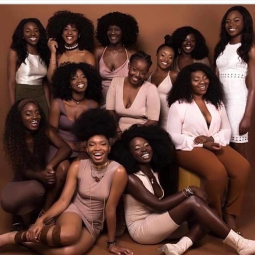 Black beauties . . . . . . #melaninonfleek #cameroonianbeauties #blackgirlmagic #melanin #melaninpop