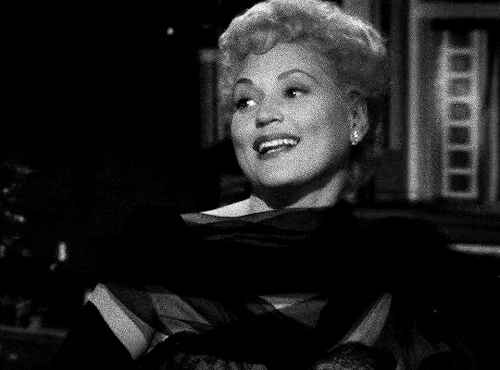 classicfilmsource: You don’t love me. You just love my brain.Judy Holliday as Billie Dawn in B