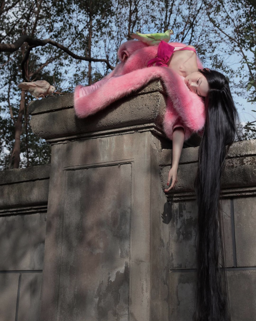 Dark Fairytale. Xiao Wen Ju photographed by Zeng Wu for Modern Weekly Style: Tale of Tales.