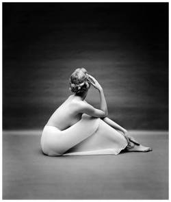 Carmen Dell’Orefice by Mark Shaw 1950&rsquo;s. / ANATOMIKA