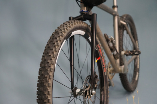 bikesandgirlsandmacsandstuff: (via Custom Build: Do-All Singlespeed ‘Backcountry Bike’ | Gear Junki