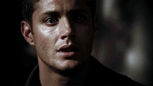 iamsupernaturalsbitch:  Dean’s reaction to seeing his mom for the first time since he was a ch