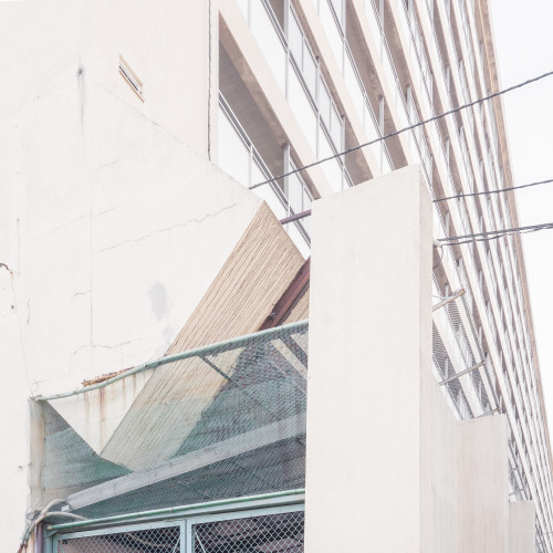 Bus garage + apartment building in Shinagawa, detail (Tokyo)  | © Jan Vranovský, 20