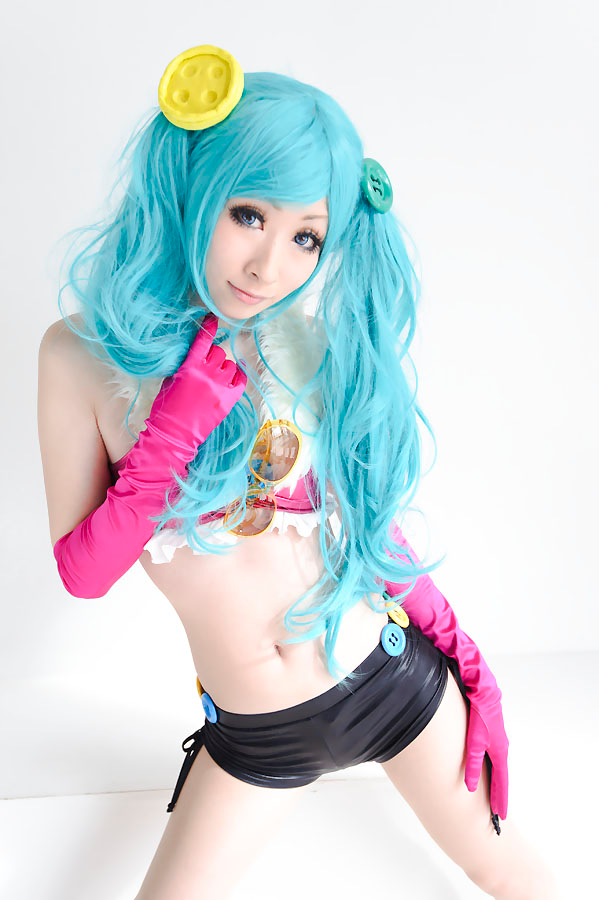 ishotcosplay:  Best Cosplay photos of the World for &amp; from Our Friends &amp;