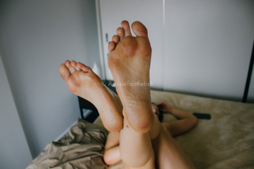 Porn photo Feet