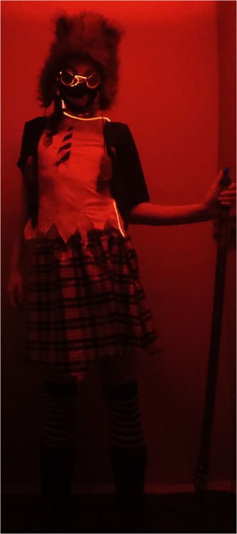 Halloween outfit! I only got the pictures done tonight, so… yep. Enjoy the spam.