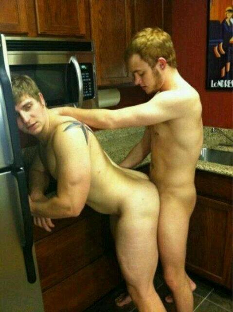 jockswiththickcocks:  ACTIVE gay porn blog, 18+ ——>!! jockswiththickcocks !!<——
