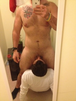 eatsuckfuck:Taking a selfie with his daddy!