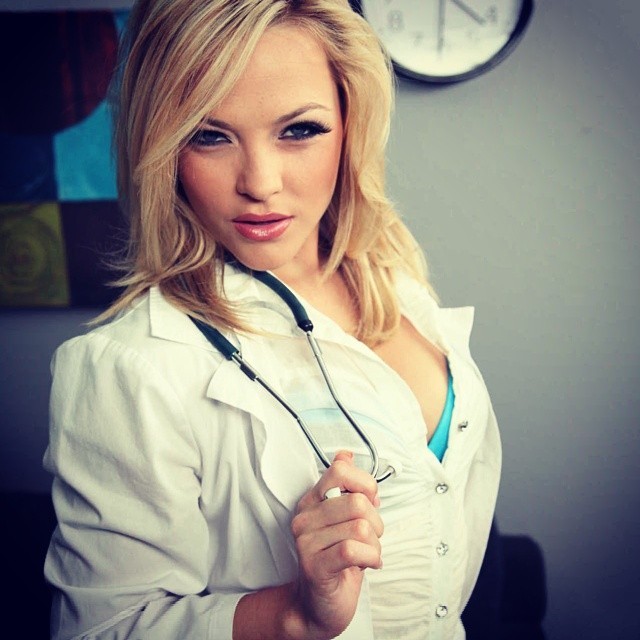 tumbalexis:  Yor aren’t #sick!??? I’m an #expert #doctor! ;)