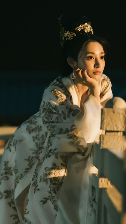 彭小苒peng xiaoran as 曲小枫qu xiaofeng in chinese costume drama 东宫Donggong/Goodbye My Princess