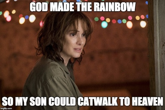 beachdeath:  beachdeath:  beachdeath:  beachdeath: overinvested pflag mom joyce byers  oh my god i was joking  it’s so he can’t escape until she’s done telling him he’s valid 