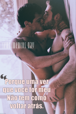 sentimentos-gay:  ❝Dark Horse (feat. Juicy J) - Katy Perry ❞