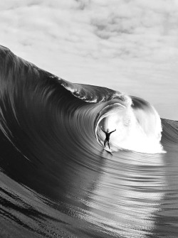 surfzing:  Mark Mathews, a moment of light.