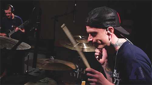 dunrath:  Devan Bentley of Such Gold [x] 