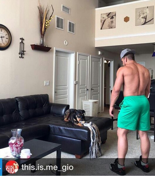 mascrawfreak:  This sexy nigga got dick &amp; azz AND he a Rican!  😍😍😍