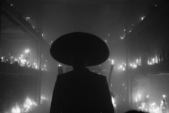 uniswoon:  Still image from Mexican science fiction-noir film La Pantera Negra.