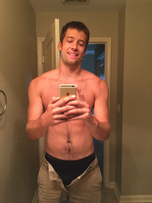 mybulgingspeedos:  properfaggot:  Damn, bro. Looking good. Get at me.      (via TumbleOn)