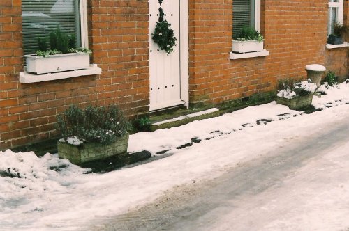 infinite-night-in-winter:  englishsnow:   Holly Kimberley Cooper  first pic, omg<3