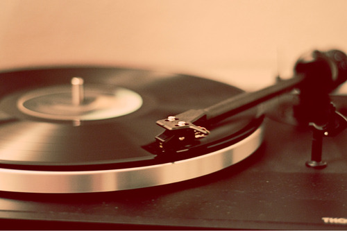 musicguitarsdrums:  Vintage on We Heart It. http://weheartit.com/entry/86715694 