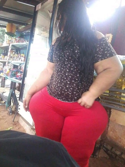 candidculohd:  Megapear!