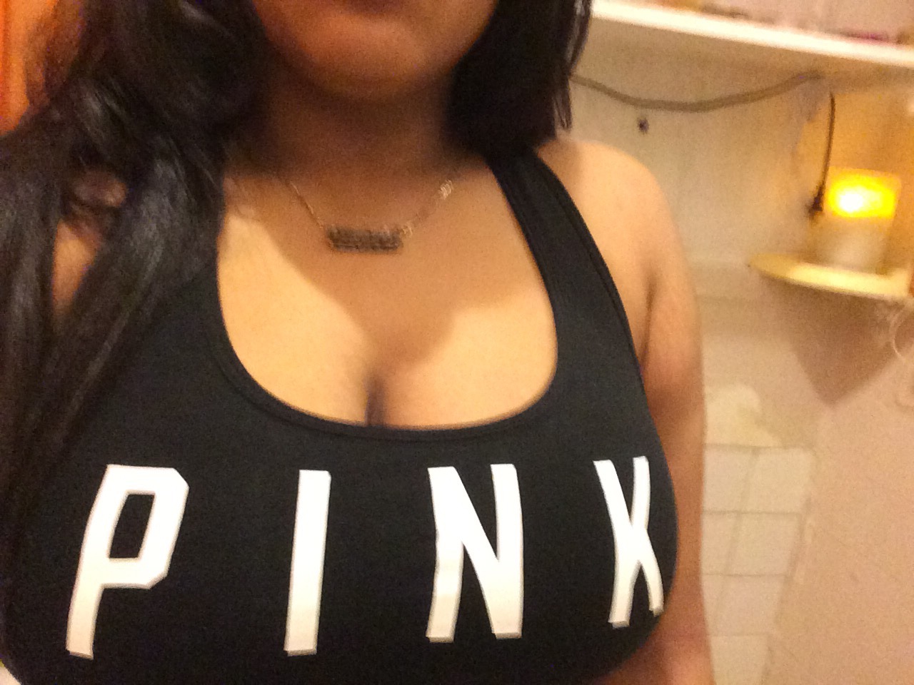 sonoanthony:  mariaxo-xo:  Pink 🎀  goddam