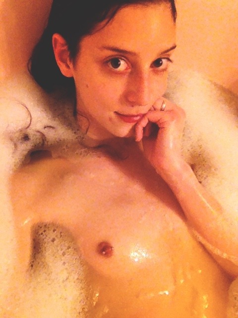 camdamage:♥ had lovely bath-time with Bubblegrub porn pictures