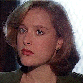 therainking:  Dana Scully in “Squeeze”