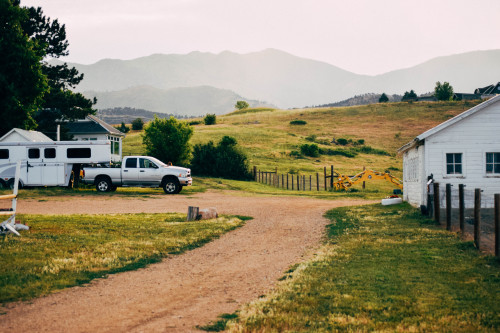 paintedcowboy:  countryff4171:  afternoon on the ranch  I miss OP