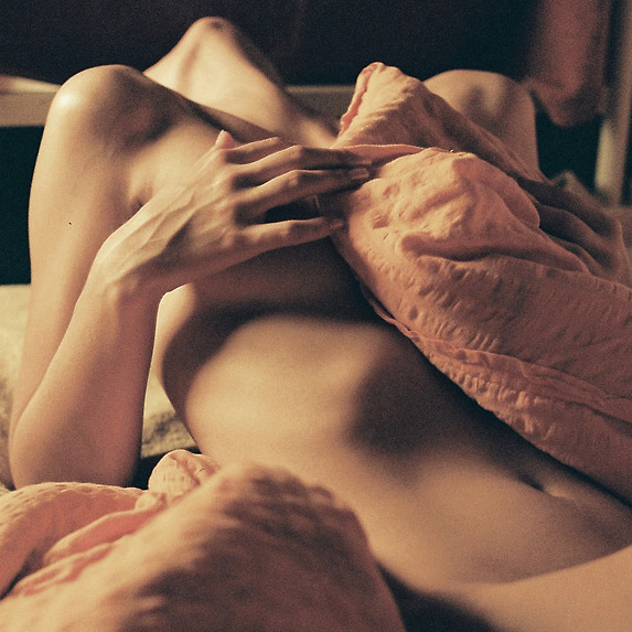 nevver:  Back in bed 