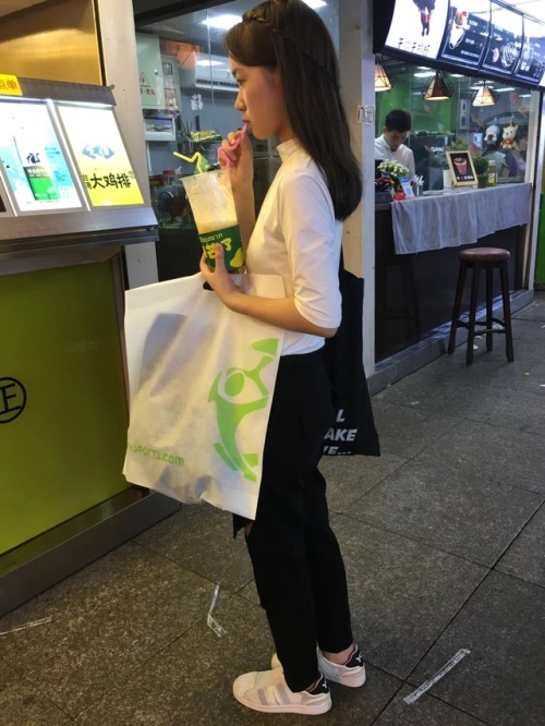 youqiyu2016: youqiyu2016: 一只渴望鸡巴的骚母狗 骚母狗想被包养 湖南地区